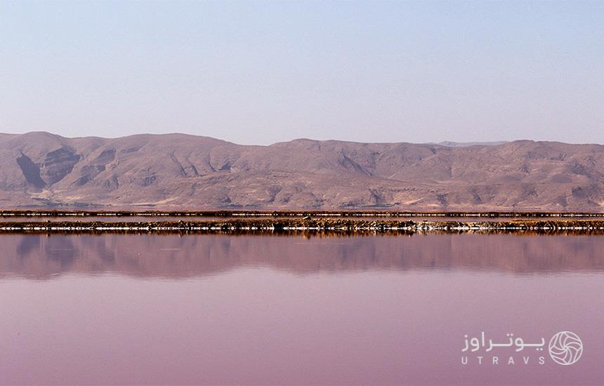 دریاچه مهارلو از تفریحات اطراف شیراز